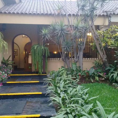 Villas Del Sol Bed & Breakfast Lima Bagian luar foto