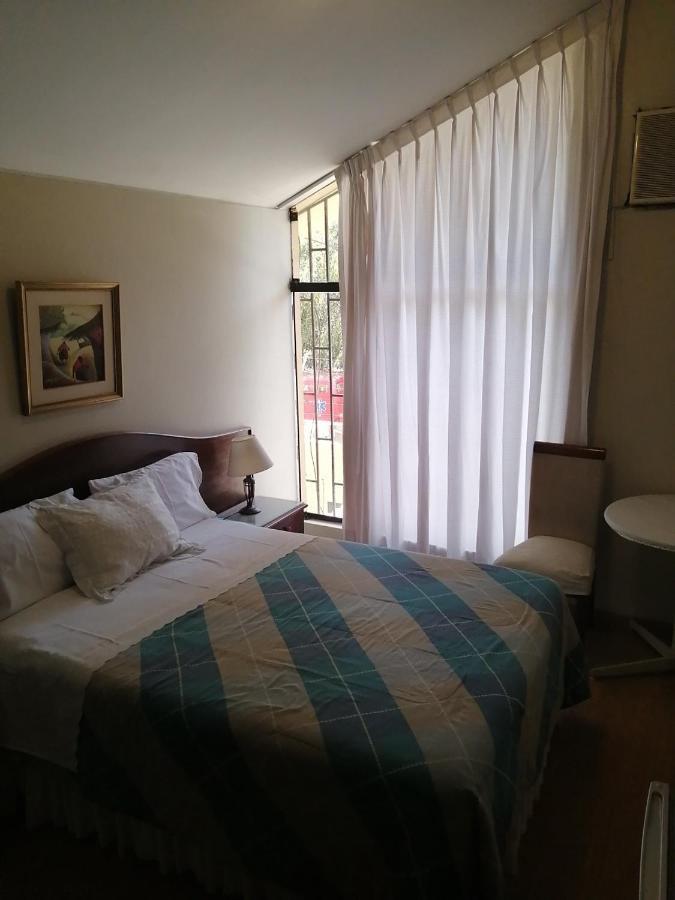 Villas Del Sol Bed & Breakfast Lima Bagian luar foto