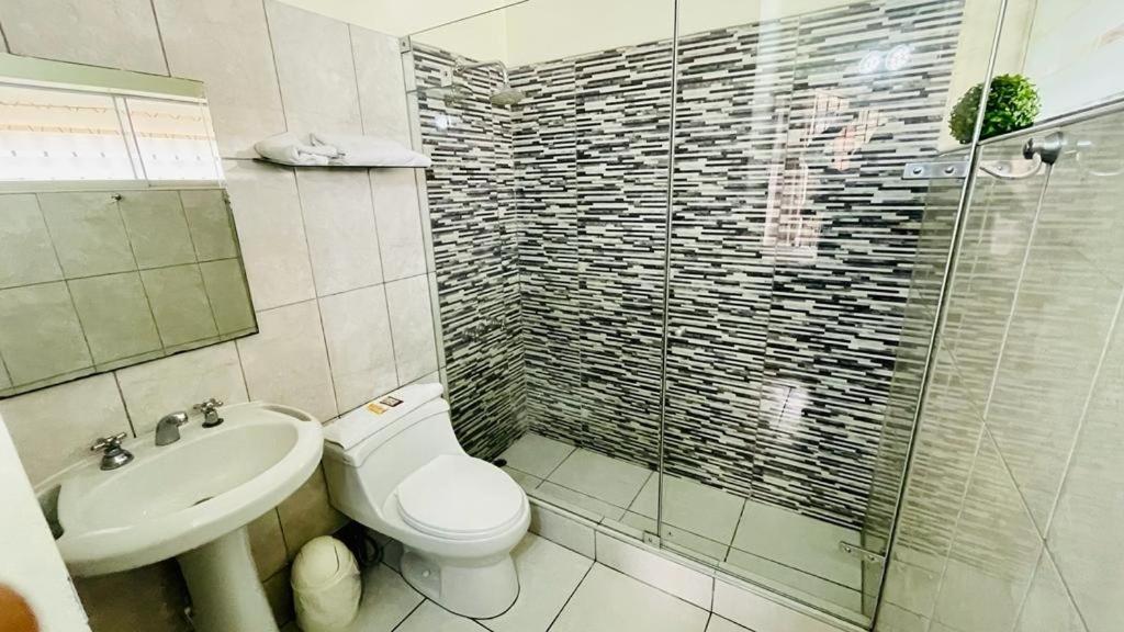 Villas Del Sol Bed & Breakfast Lima Bagian luar foto